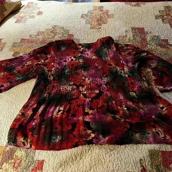 Dress Barn Women's Sz 22/24 Colorful Accordian Dress Shirt Butterfly Sleeves - Picture 5 of 5